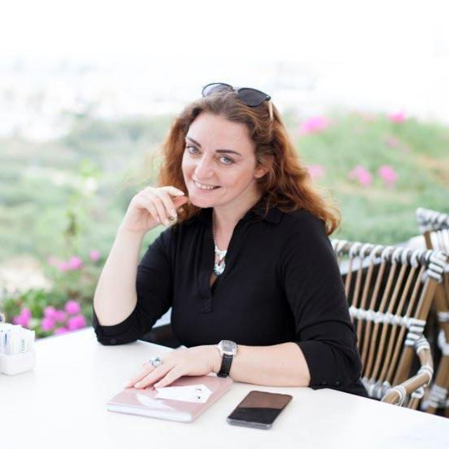 Эстер Фельдман